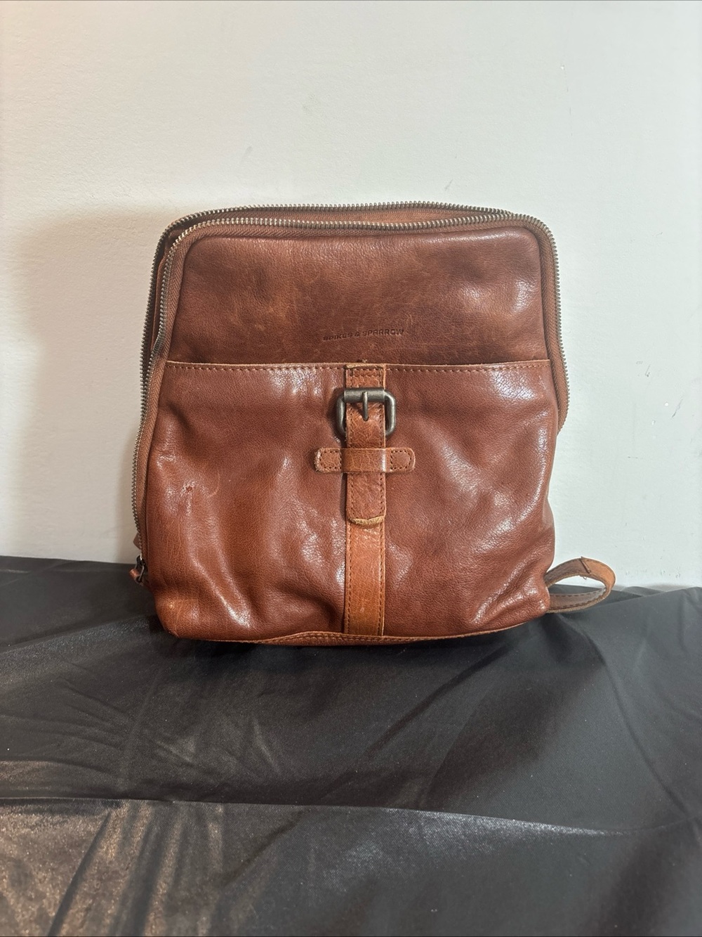 Spikes & Sparrow Leather Crossbody Sling Bag - Brown. EUC!!!  9/22